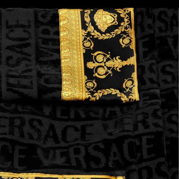 Kids Versace Robe - Picture 6 of 6